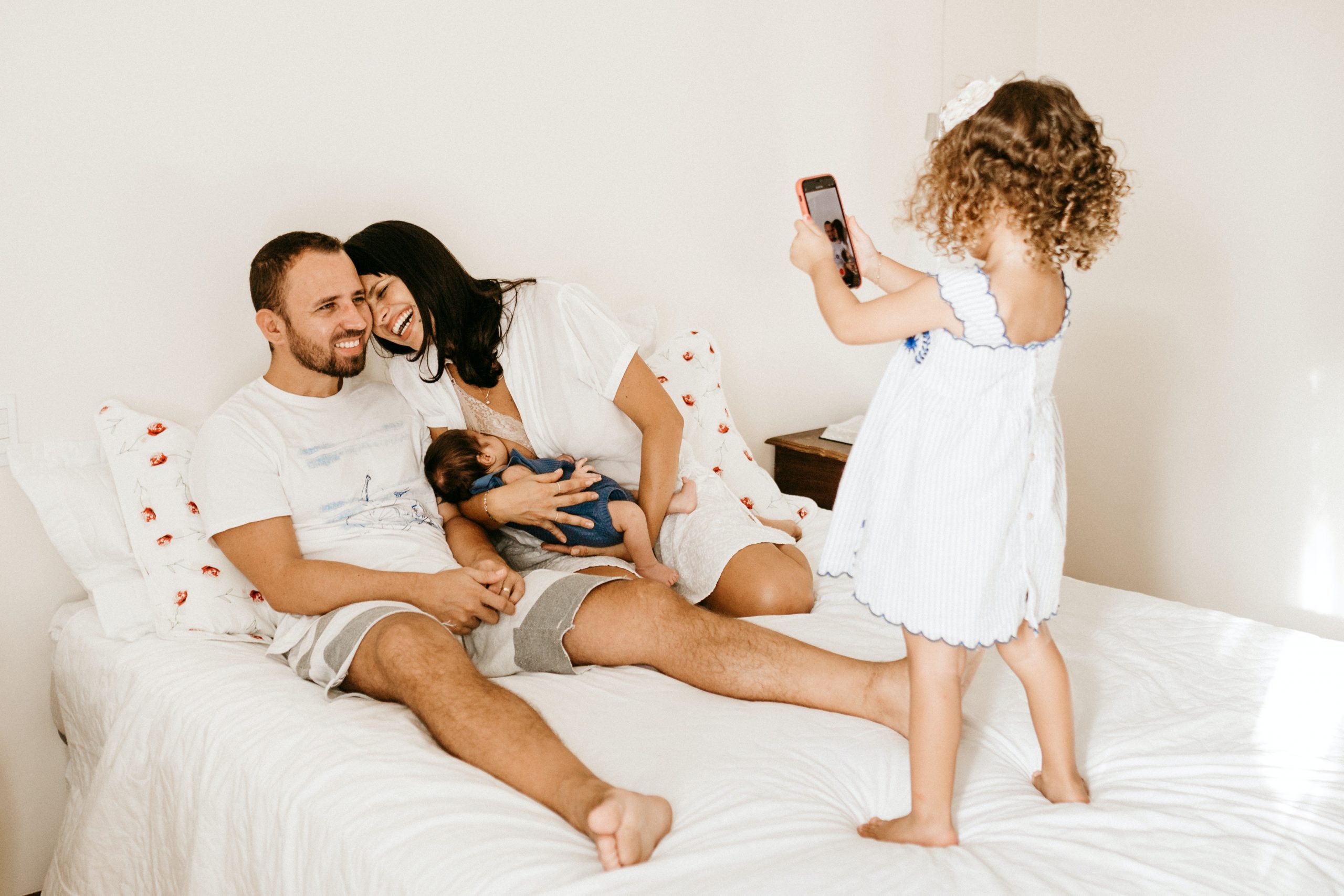 CONFIDENT BREASTFEEDING