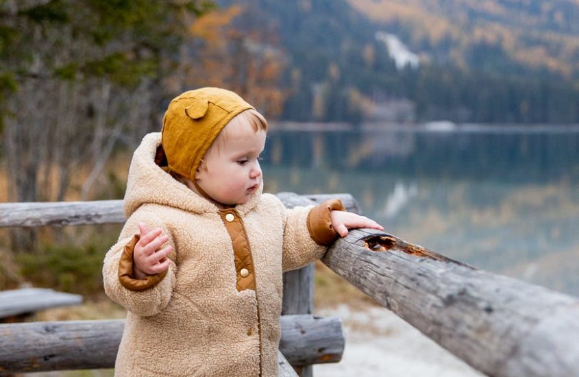 Simple grounding practices to share as a family in 2021