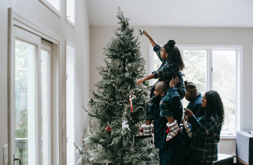 How to Keep Your Christmas Traditions in a Pandemic