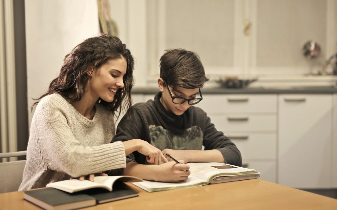 BACK TO SCHOOL ANXIETY - ADVICE FOR PARENTS FROM EXPERTS