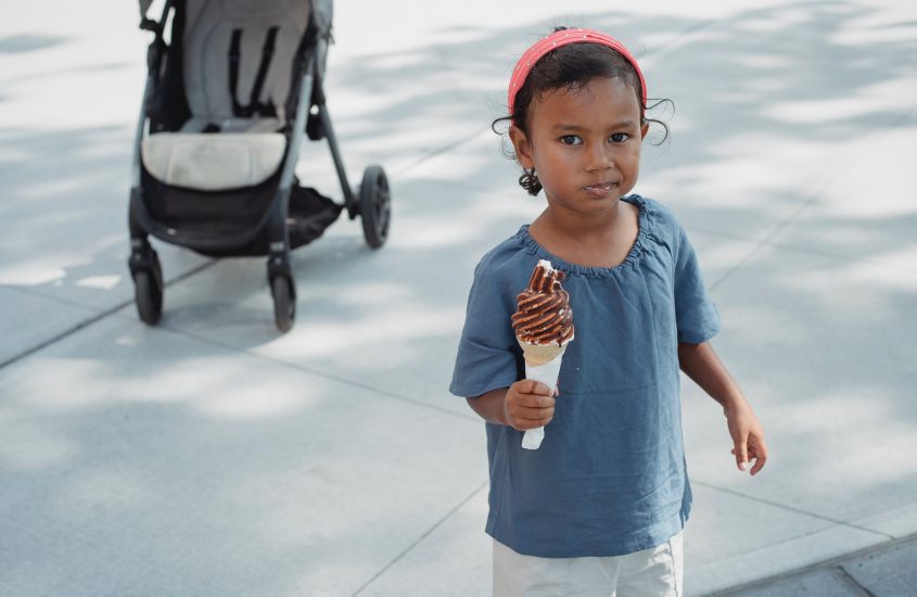 How to Keep Your Sleeping Baby Cool in Hot Weather