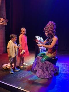 DRAG QUEEN STORY HOUR UK REVIEW 