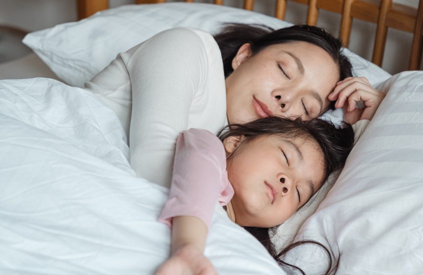 top tips to break your sleep cycle and get back into a healthy routine