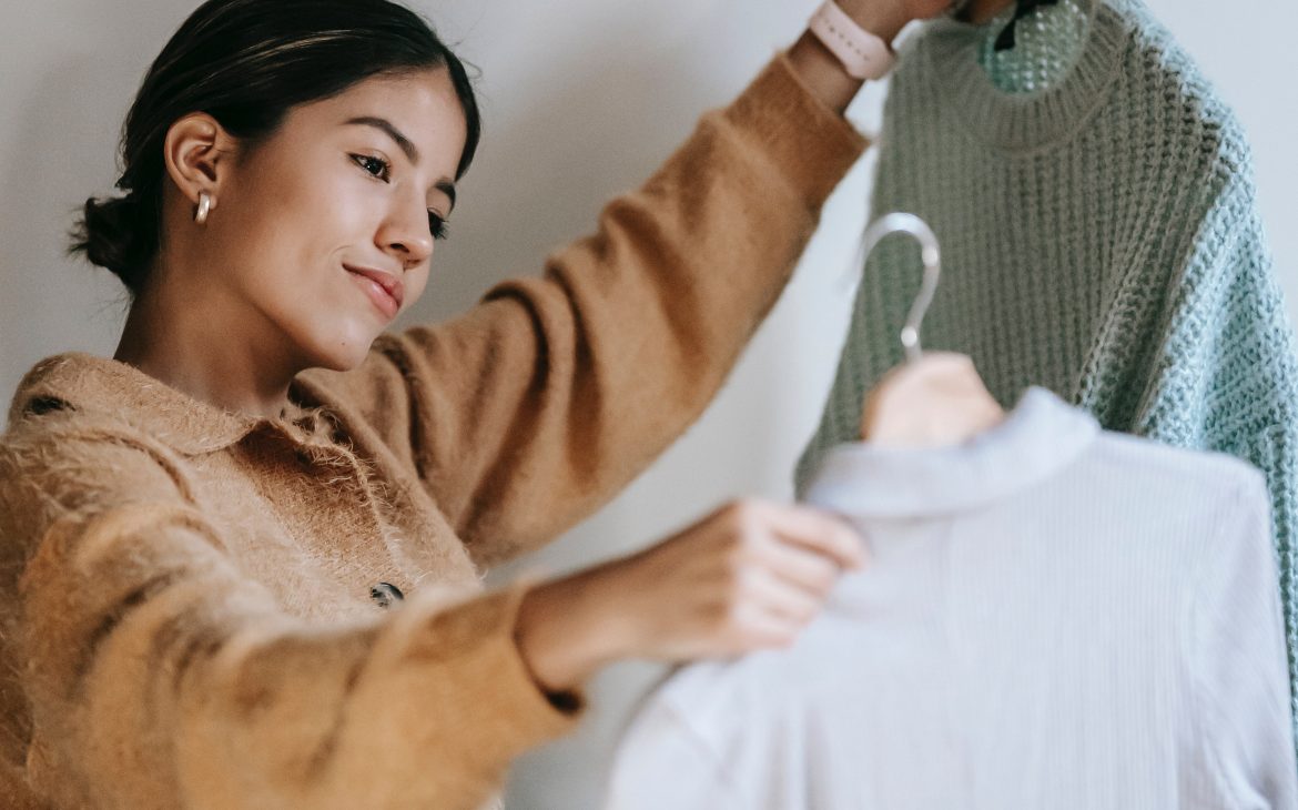 SEASONLESS WARDROBE